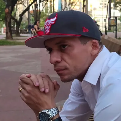 Wallace E. Santos profile