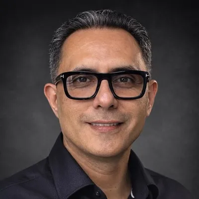 Walter Eyzaguirre | Finanzas e Inversiones LATAM profile