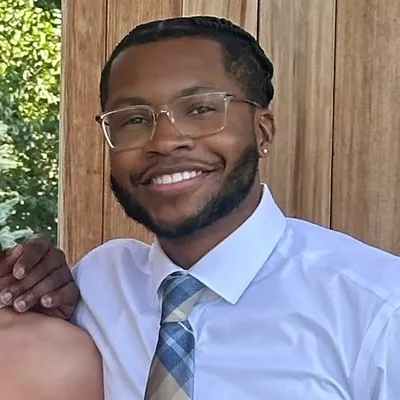 Wan Bruce profile