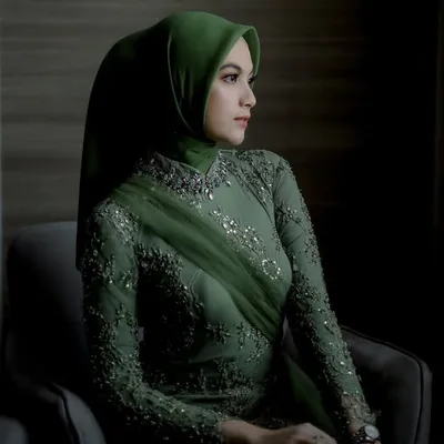 Wan Devy Indhira profile