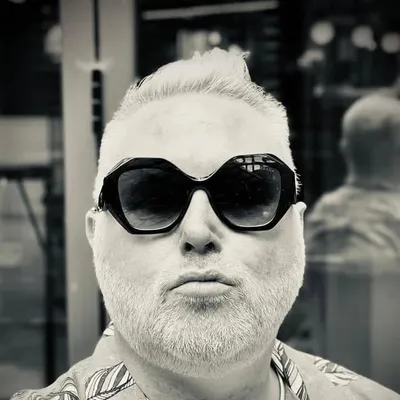Johnathan Laing profile