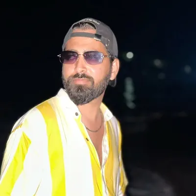 وقار پٹھان profile