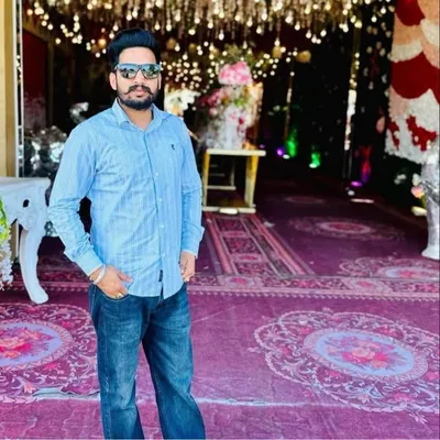 Jaanpal Waraich profile