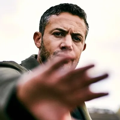 Warren Brown profile