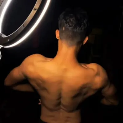 Iam a boy profile