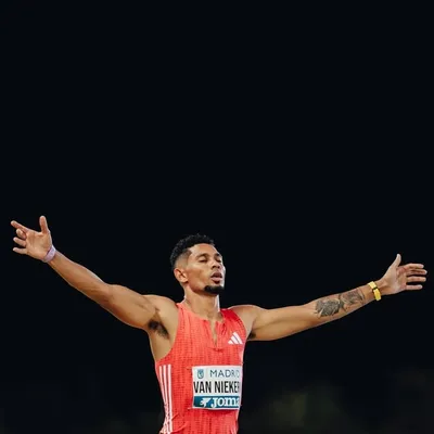 Wayde van Niekerk profile