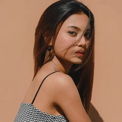 W A Z I D A Z A F R E E N. profile