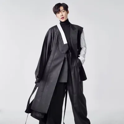 우도환 profile