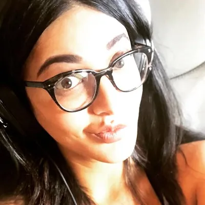 shruti haasan profile
