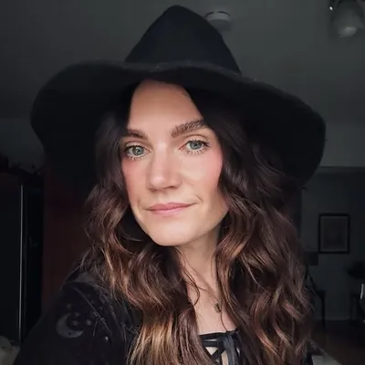 Carrie profile