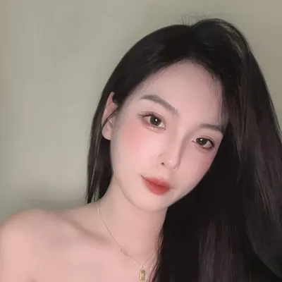 哎呦薇呀 profile