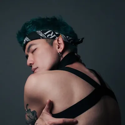 wei jun profile
