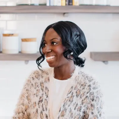 Naadine Leenaert | Well Boxed profile