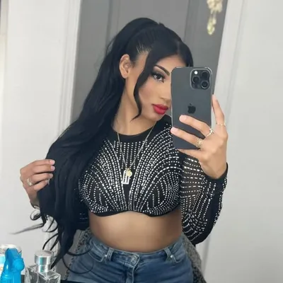 China👸🏻⚜️🖤 profile