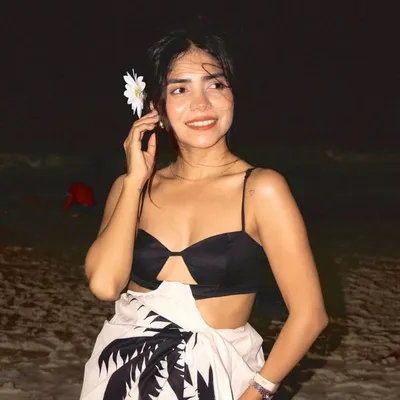 Wendy Salazar profile