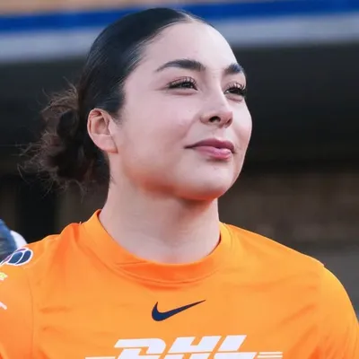 Wendy Toledo profile