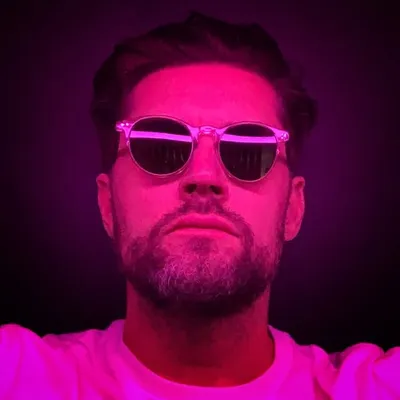 WeRAttract 📷 profile