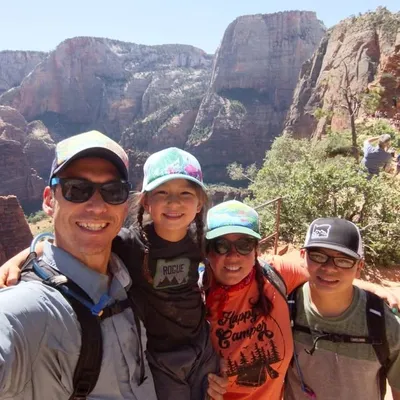 Lanessa Pierce | Oregon Mom • Outdoor Adventure • Travel • Food profile