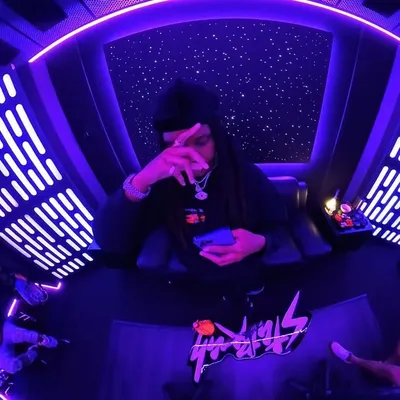 Starrah profile