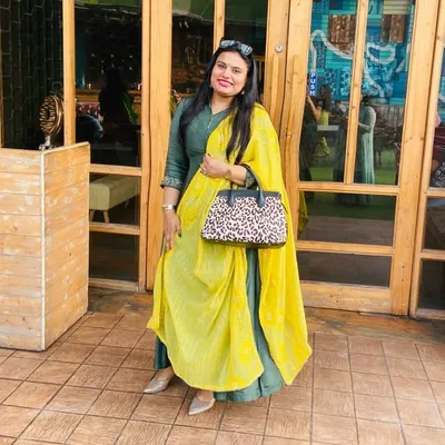 Sneha Mishra profile