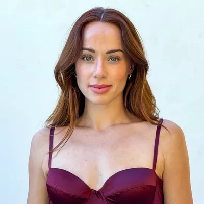 Whitney Leavitt profile