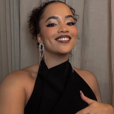 Whitney Toyloy profile