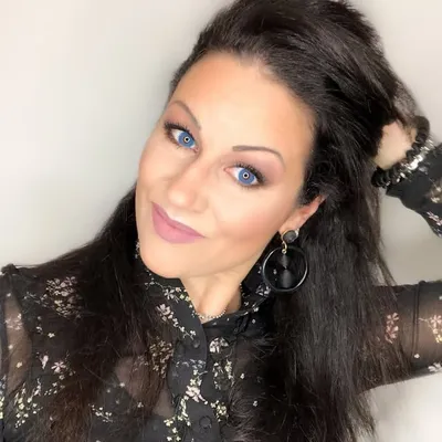 ⭐️Nɪɴᴀ Cʜᴇʀɪɴᴇ Nᴏᴡᴀᴋ💋 profile