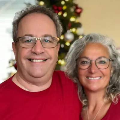 Amber & David Wine Travel Eats profile
