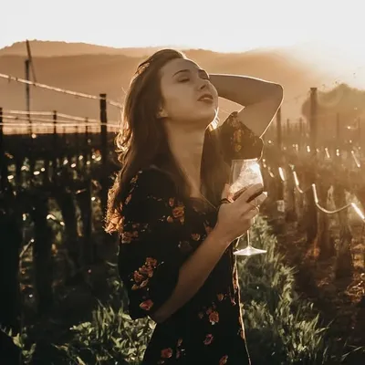 Paige Comrie | Wine Storyteller profile