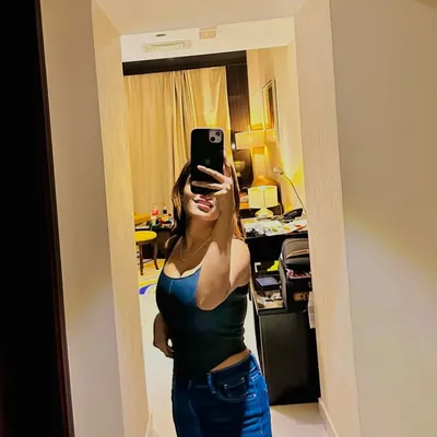 Jasmin B profile