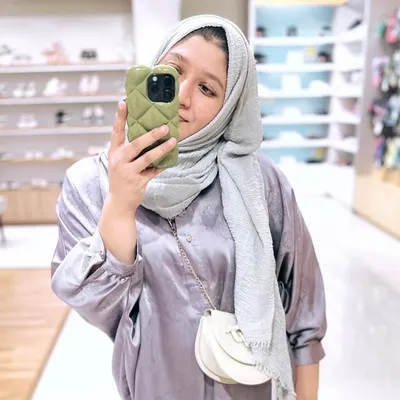 BUSHRA UWAIS | CONTENT CREATOR profile