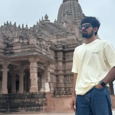 Nayan profile