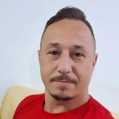 Wagner Lauro profile