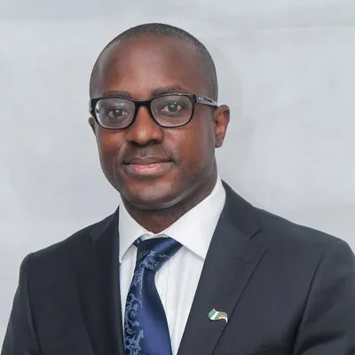 Wole Oluyemi profile