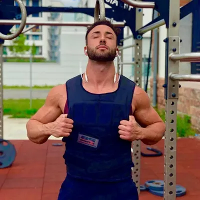 Issam profile