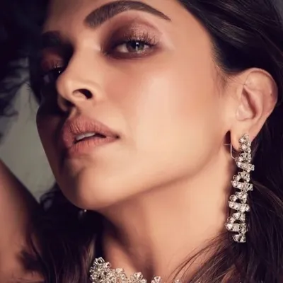 Deepika Padukone Fc๐. profile
