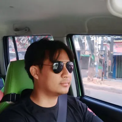 Woro Ari Prianto profile