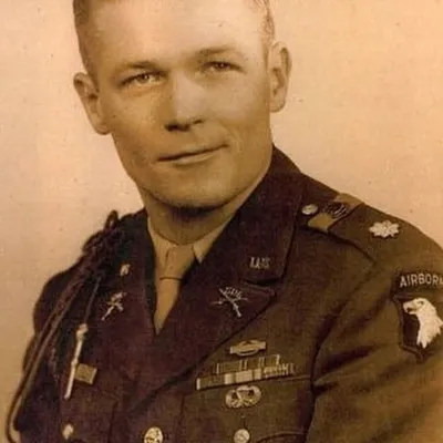 WW2 Airborne profile