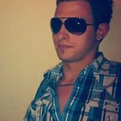 Daniel profile