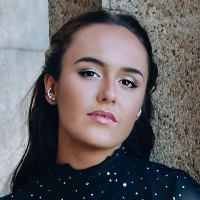 Xandria Cross profile