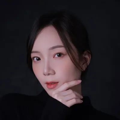 Xiao Tong profile