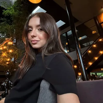 Ximena Robles profile