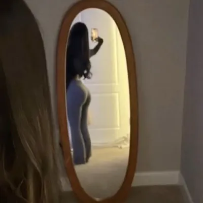 lizzbeth ๐ profile