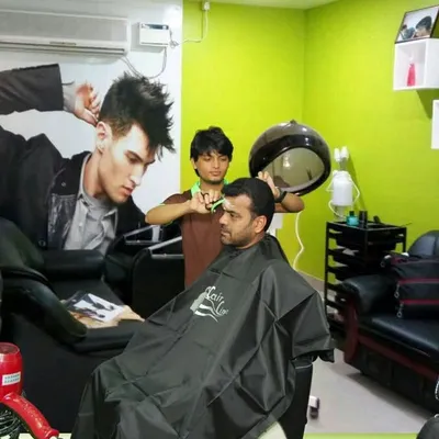 Xpressions unisex hairstyle world profile