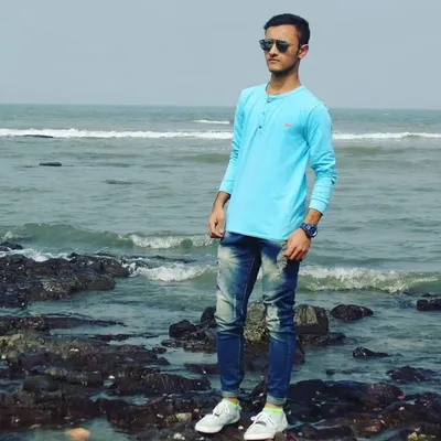 Uzair Shaikh ๐ต profile