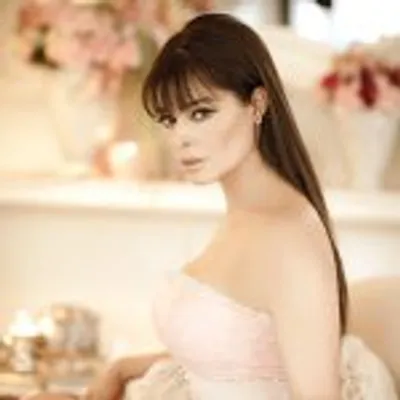 Yadhira Carrillo profile