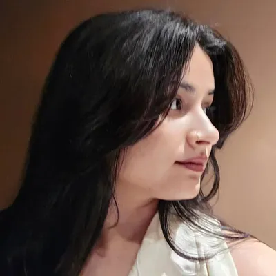 Yamini Negi profile