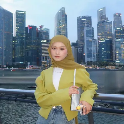 Erna Liyana profile