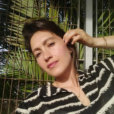 Yana Glazer profile