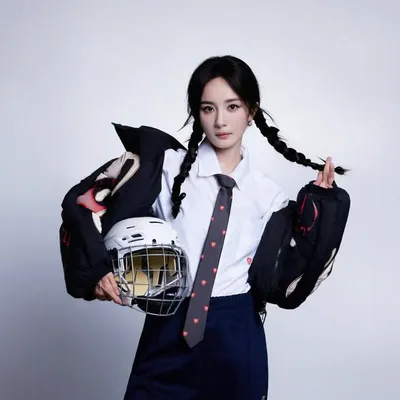 杨幂 profile